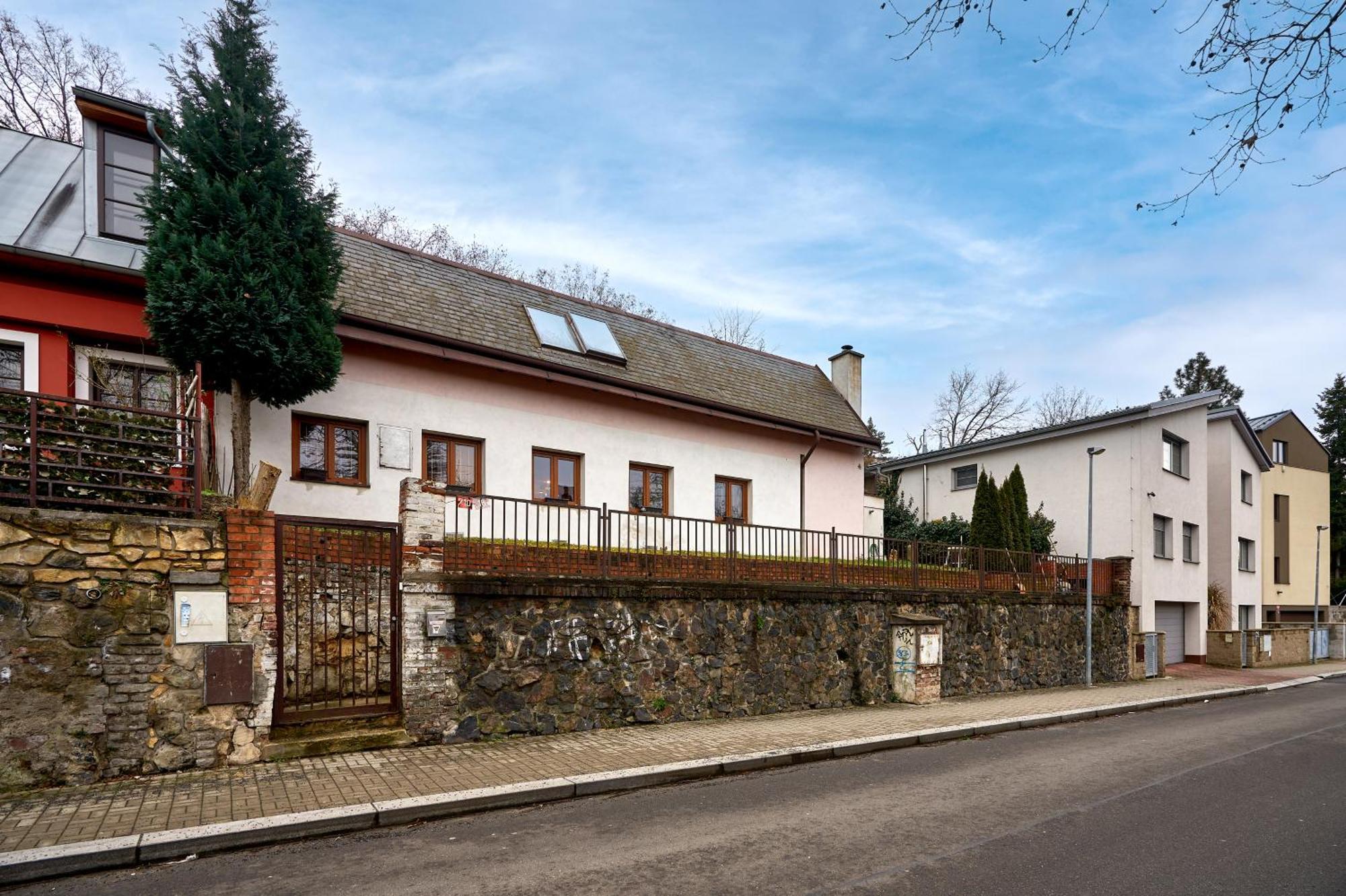 Devils Peak Homestay Prague